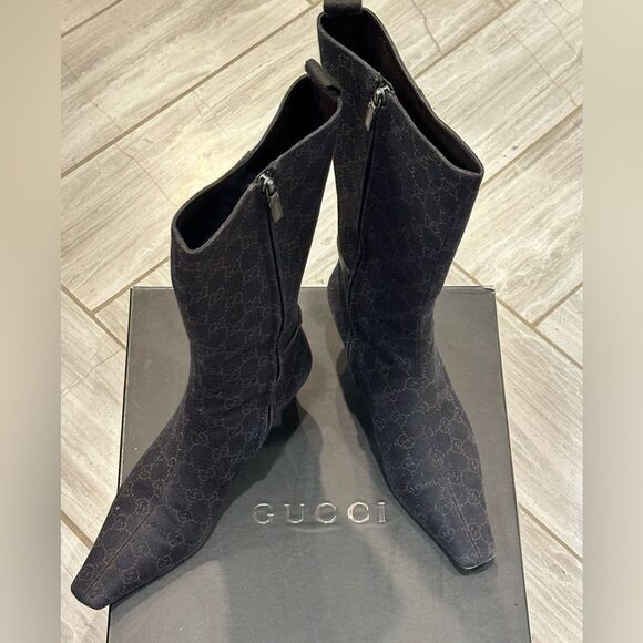 Gucci GG Monogram Kitten Heel Tall Boots – Brown – Size 9 – Style 102716 – Box - Picture 5 of 15